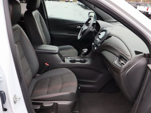 Used 2023 Chevrolet Equinox RS image 15