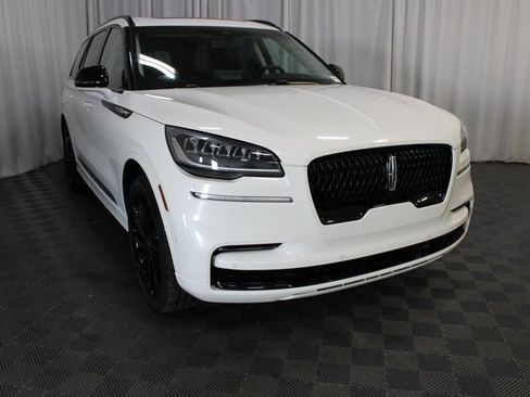 Used 2022 Lincoln Aviator Reserve w/ Equipment Group 201A image 32