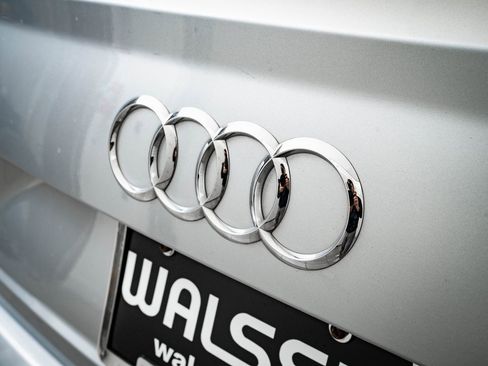 Used 2018 Audi Q7 3.0T Prestige w/ Prestige Package image 18