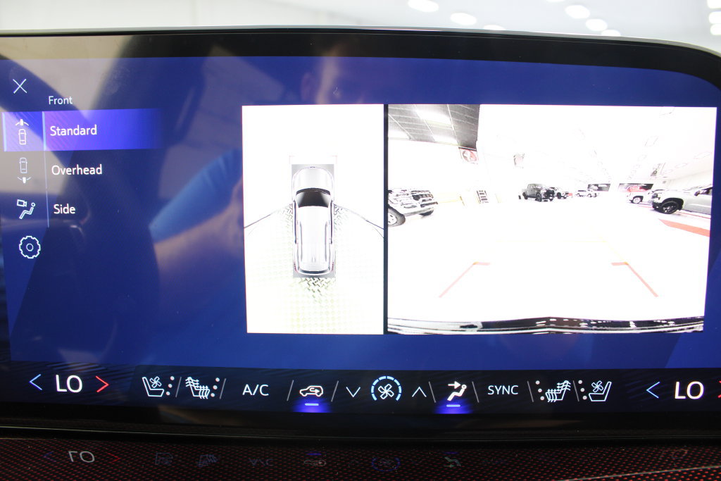 New 2027 Chevrolet Traverse RS FWD image 11