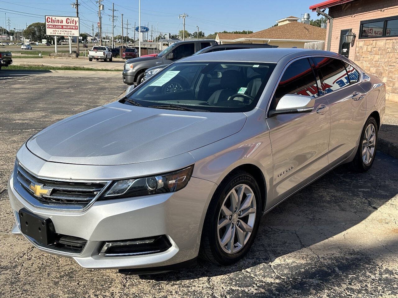 Used 2019 Chevrolet Impala LT w/ LT Convenience Package FWD image 4