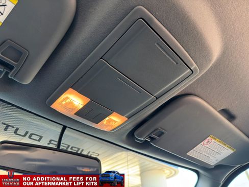 Used 2016 Ford F350 XLT w/ XLT Interior Package image 34