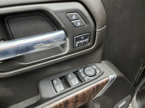 Used 2022 GMC Sierra 2500 Denali w/ Denali Ultimate Package image 47