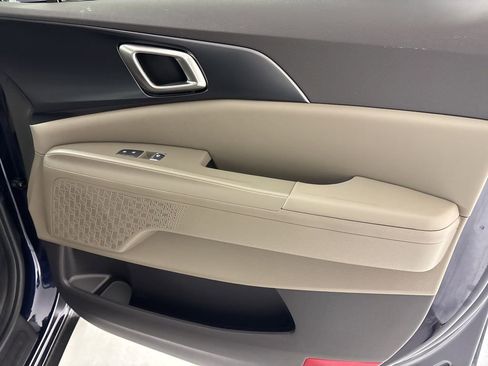 New 2026 Kia Carnival FWD image 40