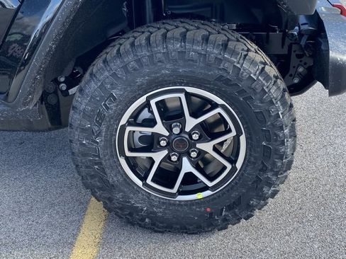 New 2026 Jeep Gladiator Rubicon image 11