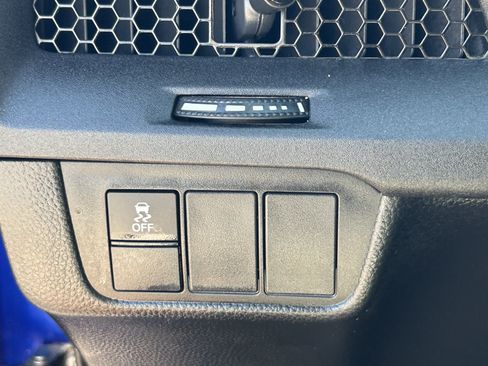 Used 2025 Honda CR-V LX image 19