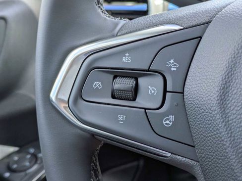 New 2026 Chevrolet Trax LT w/ Driver Confidence Package FWD image 24