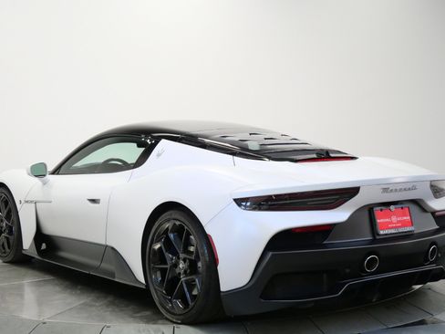 Used 2023 Maserati MC20 Coupe RWD image 7