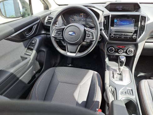 Used 2022 Subaru Crosstrek 2.0i Premium w/ Moonroof Package image 9