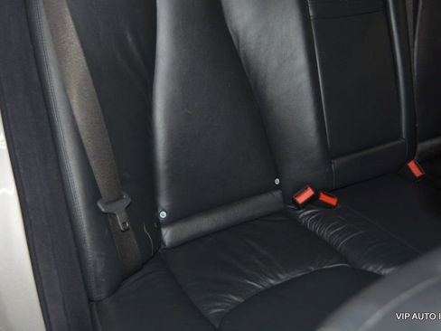 Used 2004 Mercedes-Benz S 500 4MATIC image 26