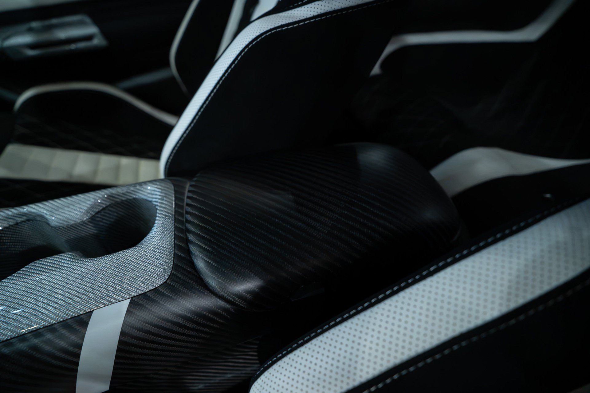 Used 2022 Ford Mustang Shelby GT500 w/ Carbon Fiber Track Pack RWD image 23