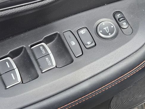 Used 2024 Honda HR-V Sport image 17