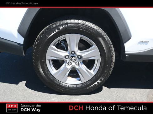 Used 2022 Toyota RAV4 XLE AWD/4WD image 23