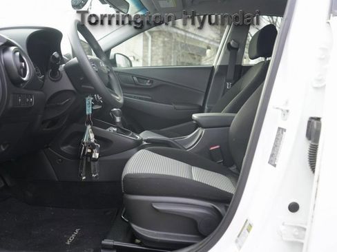 Certified 2022 Hyundai Kona SE image 24