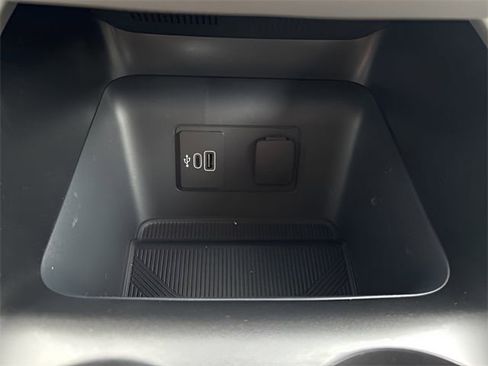 New 2026 Ford Explorer Active w/ Active Comfort Package image 16