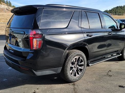 Used 2024 Chevrolet Tahoe Z71 w/ Luxury Package image 6