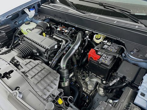 New 2025 Ford Maverick XLT w/ Black Appearance Package image 17