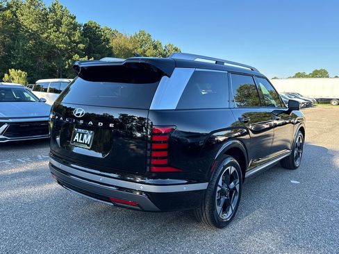 New 2026 Hyundai Palisade Limited FWD image 6