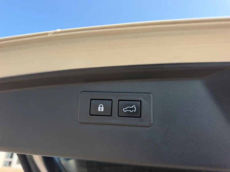 Used 2023 Subaru Outback Touring XT AWD/4WD image 5