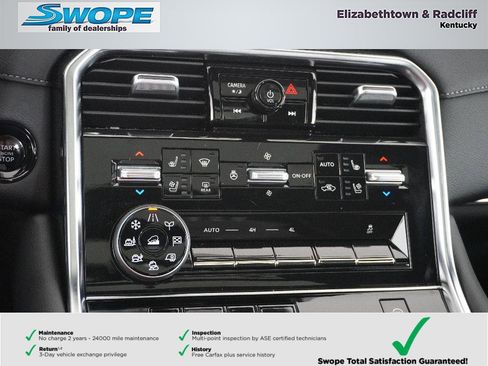 Used 2025 Nissan Armada Platinum image 23