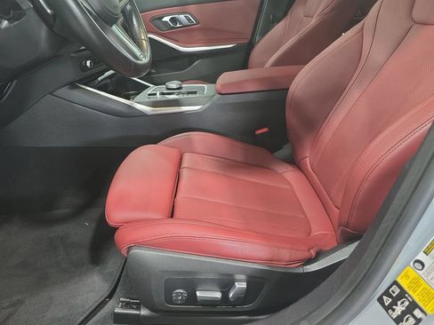 Used 2023 BMW 330i xDrive Sedan w/ M Sport Package AWD/4WD image 17