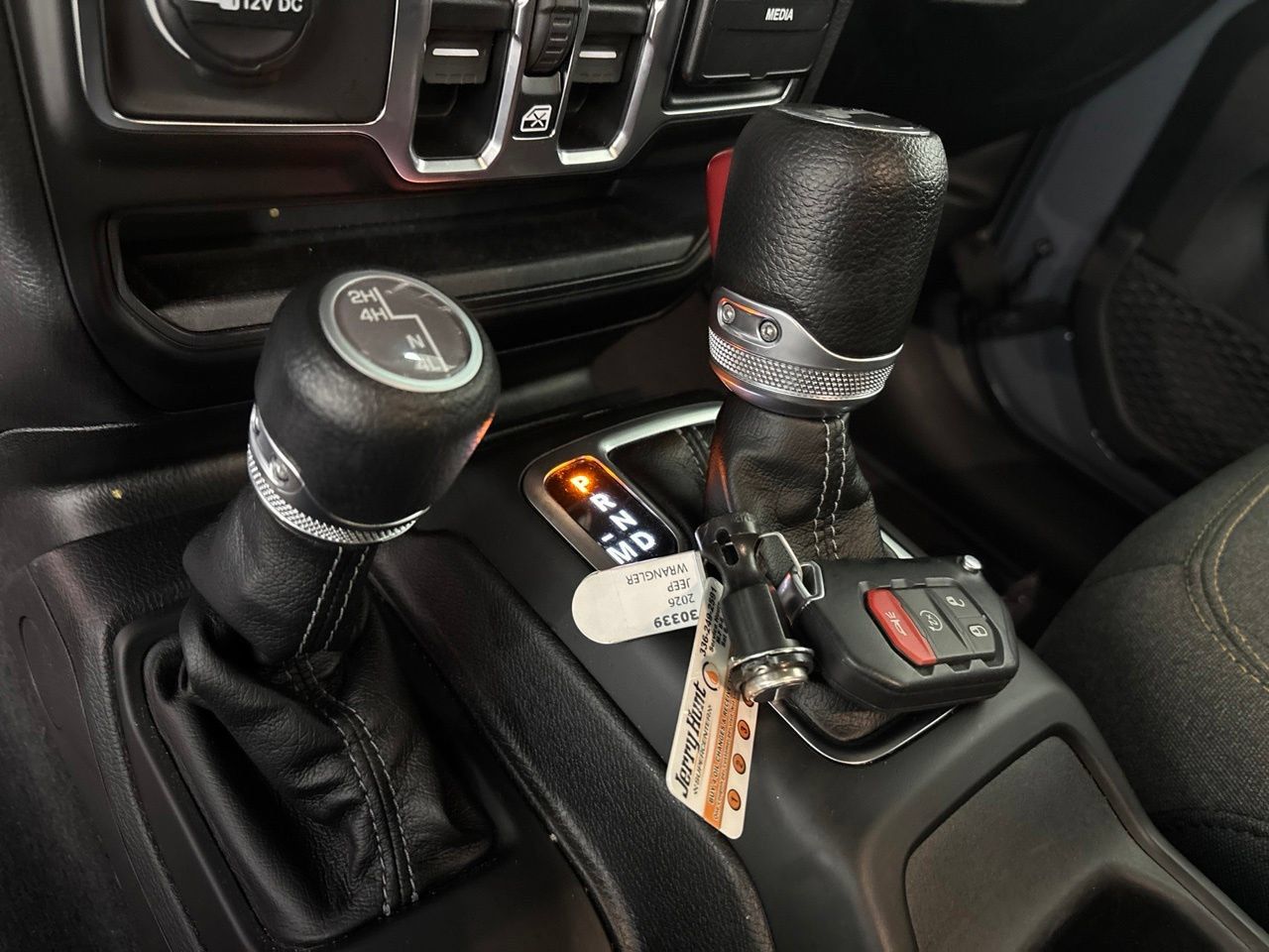 Used 2026 Jeep Wrangler Unlimited Sahara AWD/4WD image 20