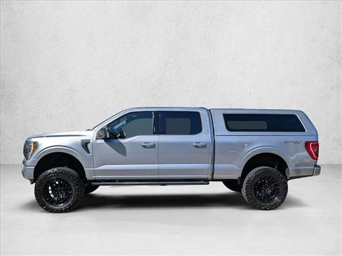 Used 2022 Ford F150 XLT w/ Equipment Group 302A High AWD/4WD image 9