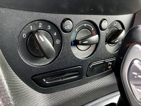 Used 2017 Ford Transit Connect XL FWD image 28