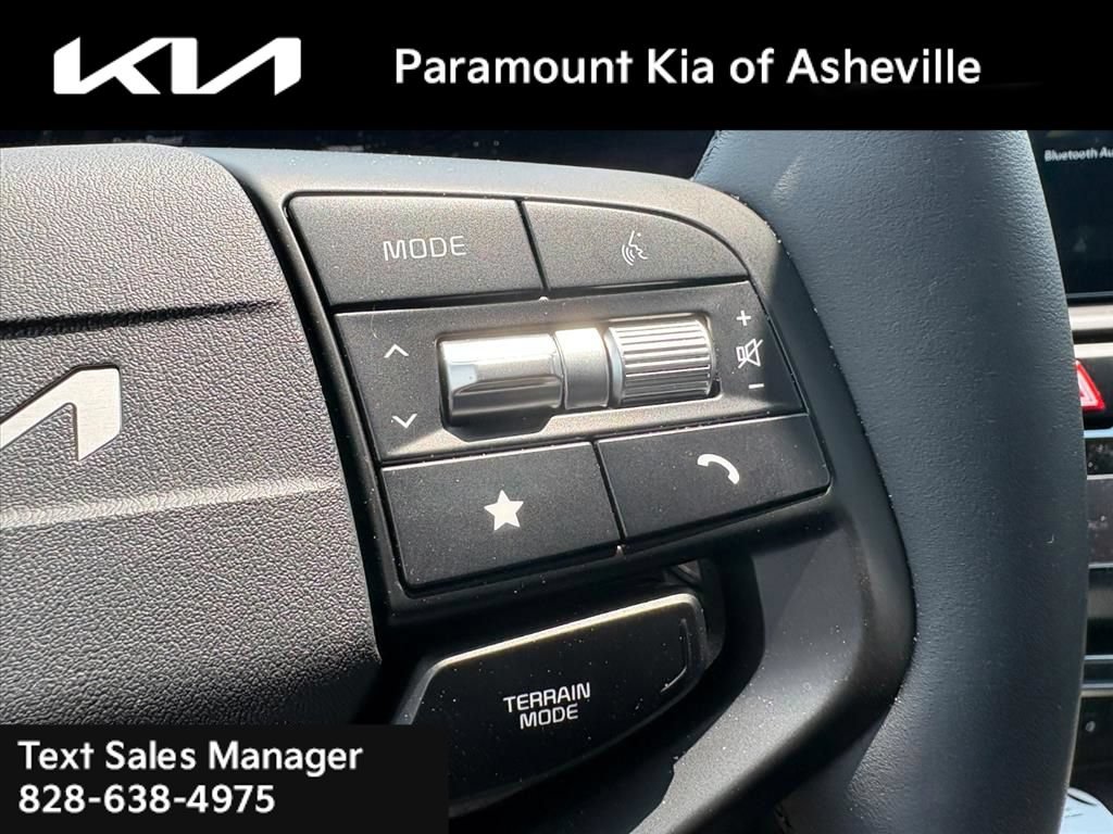 Certified 2026 Kia Sportage EX AWD/4WD image 12