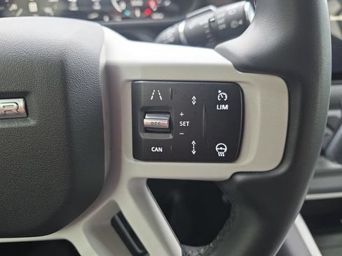 Certified 2025 Land Rover Defender 110 S AWD/4WD image 20