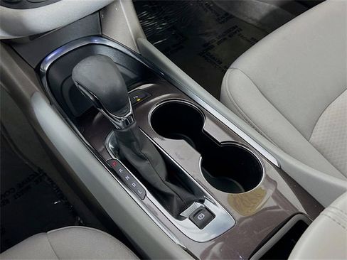 Used 2025 Chevrolet Malibu LT image 22