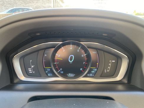 Used 2014 Volvo XC60 T6 AWD/4WD image 25