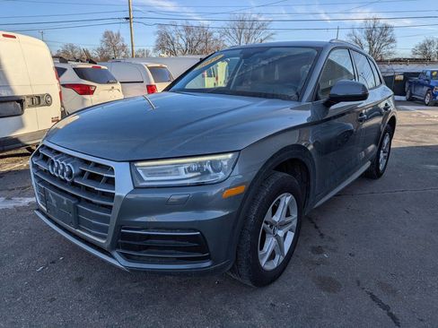 Used 2018 Audi Q5 2.0T Premium image 3