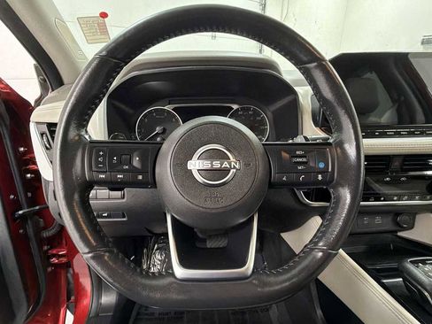 Used 2023 Nissan Rogue SL w/ SL Premium Package image 16