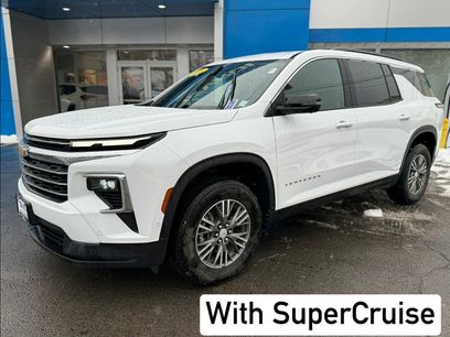 Used 2024 Chevrolet Traverse LT w/ Enhanced Driving Package