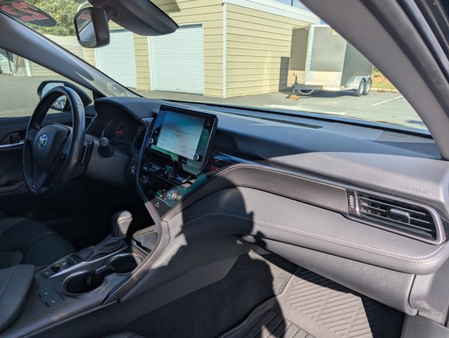 Used 2022 Toyota Camry XSE FWD image 27
