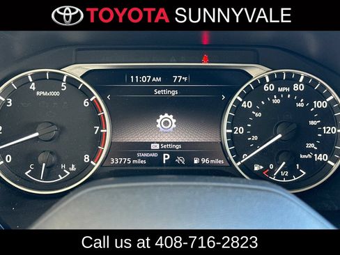 Used 2025 Nissan Rogue SV FWD image 28