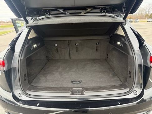 Used 2023 Buick Envision Essence w/ Sport Touring Package image 31