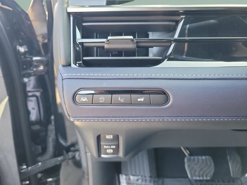 New 2026 INFINITI QX80 SPORT w/ Sport Exterior Package image 39