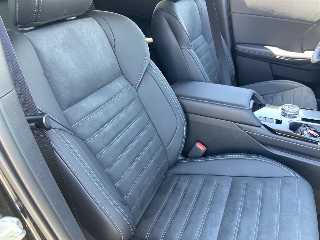 New 2026 Mitsubishi Outlander SE FWD image 24