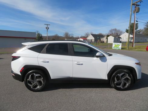 Used 2022 Hyundai Tucson SEL w/ Convenience + Premium Package image 2