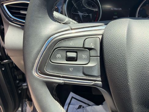 Used 2022 Buick Encore GX Select w/ Sport Touring Package FWD image 16