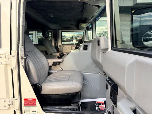 Used 1995 HUMMER H1 4-Door Wagon image 32
