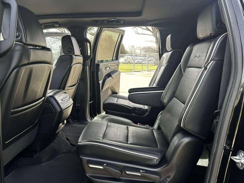 Used 2023 Cadillac Escalade ESV Premium Luxury w/ LPO, Radiant Package image 15
