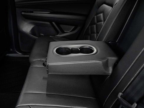 New 2026 Volkswagen Atlas Cross Sport SE image 37