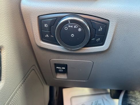 Used 2020 Ford F150 XLT w/ Trailer Tow Package image 59