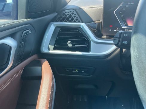 Used 2024 BMW X6 xDrive40i w/ M Sport Professional Package AWD/4WD image 18