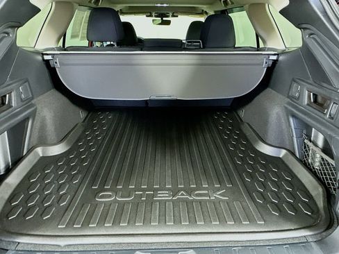 Used 2025 Subaru Outback Premium w/ Popular Package #1 image 35