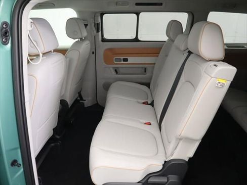 New 2025 Volkswagen ID. Buzz 1st Edition image 22