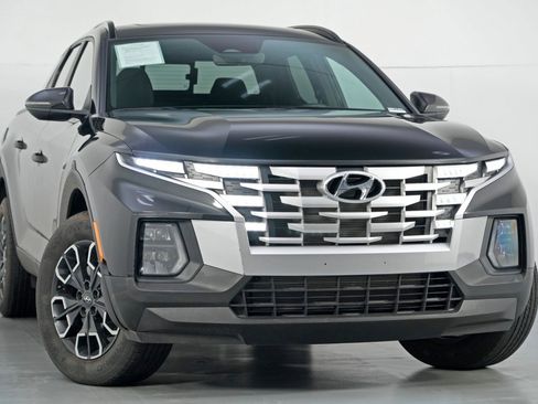 Used 2024 Hyundai Santa Cruz SEL w/ Activity Package image 2